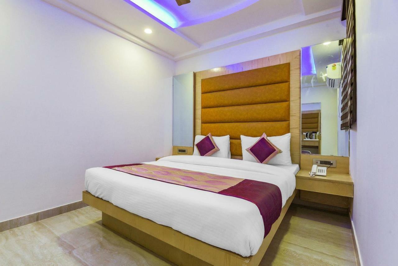 Hotel Maa Sharda Индор Екстериор снимка
